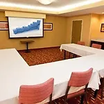 Courtyard By Marriott Springfield 