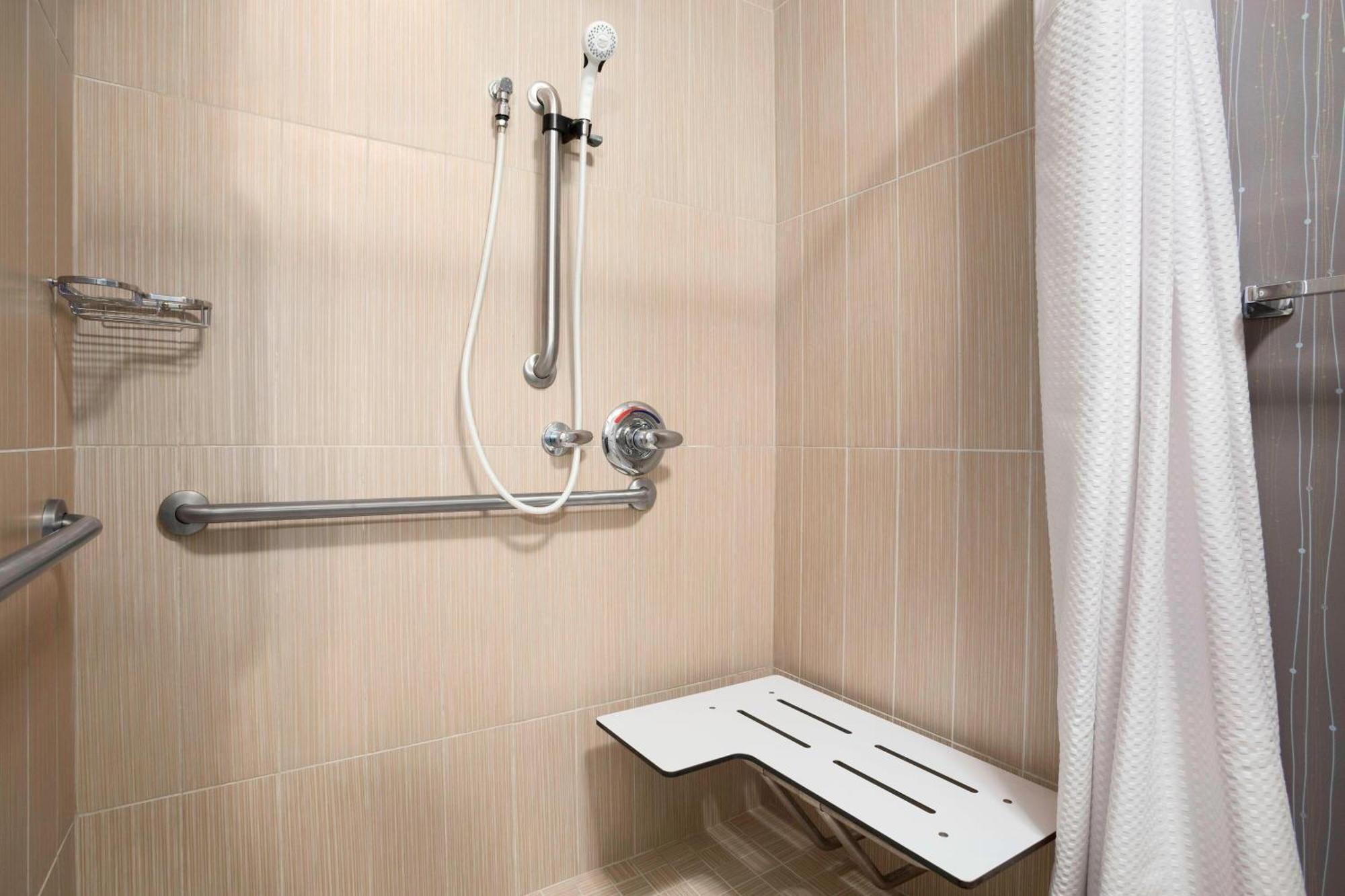 Hotel Courtyard By Marriott