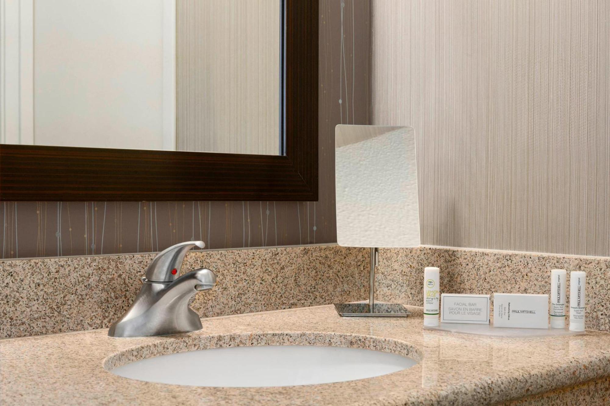 Hotel Courtyard By Marriott