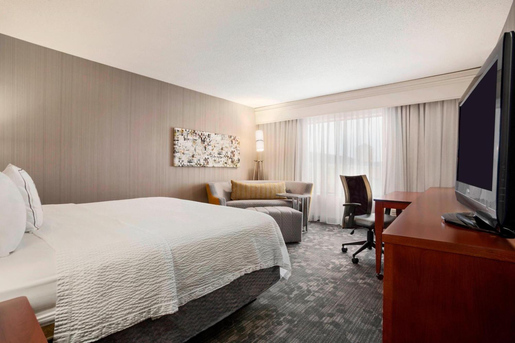 Courtyard By Marriott Springfield