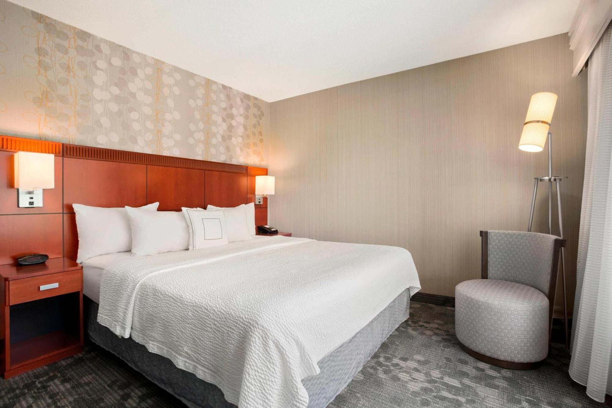 Courtyard By Marriott 3* Springfield