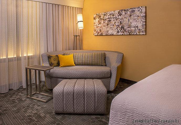 Courtyard By Marriott 3*