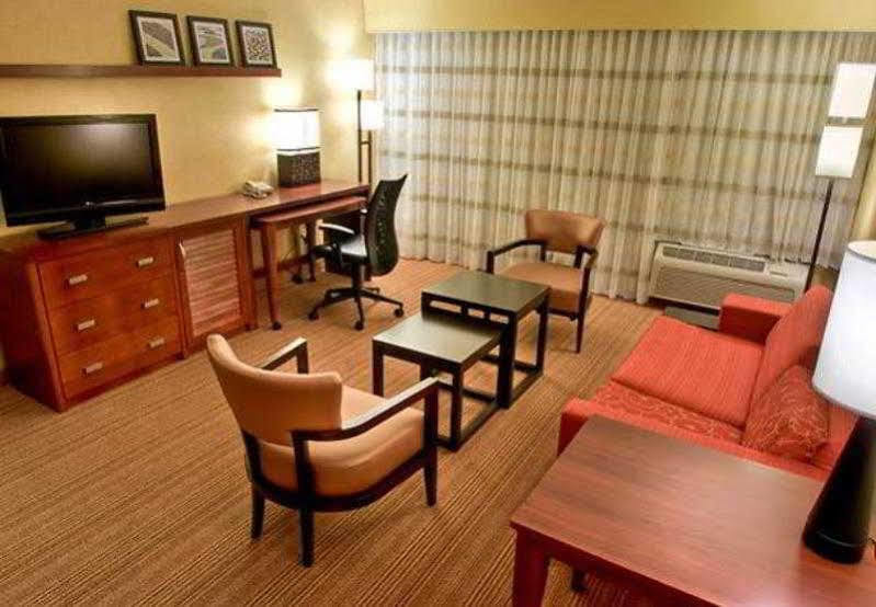 Hotel Courtyard By Marriott Springfield